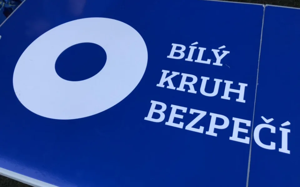Obětem trestných činů pomáhá Bílý kruh bezpečí již třicet let