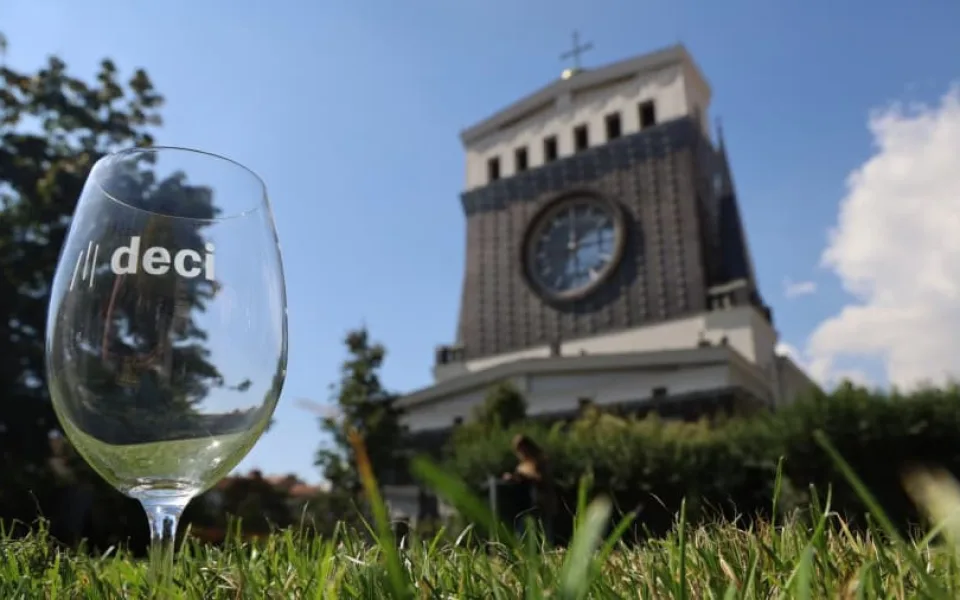 Praha 3 zve na tři deci. O víkendu proběhne 25. ročník Vinohradského vinobraní