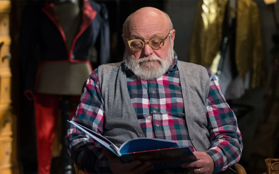 Arnošt Goldflam, který patří mezi nezaměnitelné postavy českého kultury, slaví 75 let