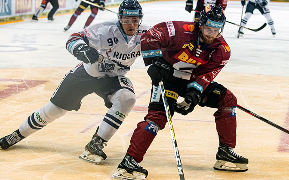 Sparty porazila Vítkovice 3:1 a vyhrála popáté za sebou