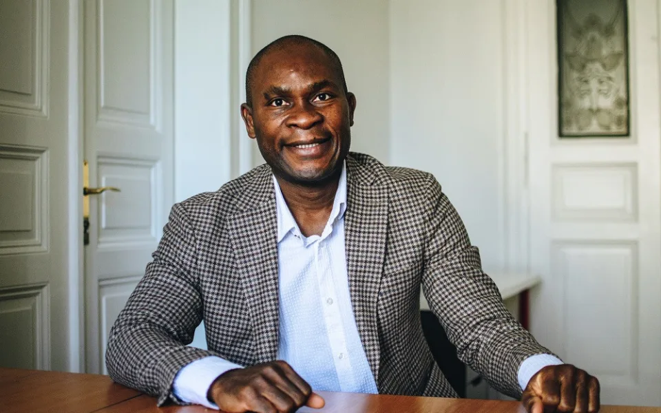 Hráči z Afriky mají v Česku větší šanci než ve Francii. Rasismus řešíme, říká agent
