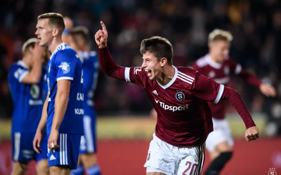 Hložek vystřelil Spartě výhru 1:0 nad Mladou Boleslaví v 93. minutě