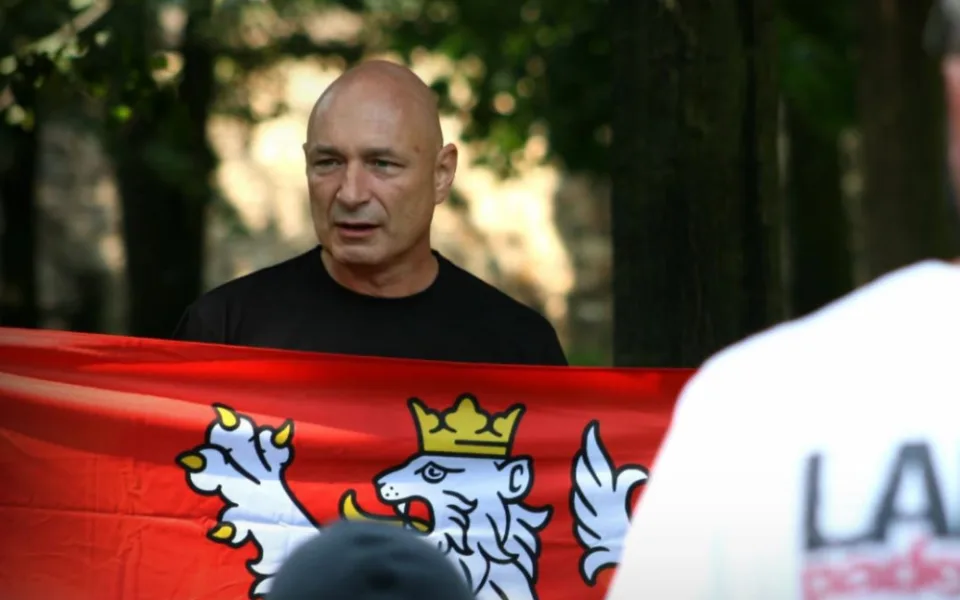 Praha odsoudila Landovu iniciativu Zlatý špendlík za blokování práce hygieniků