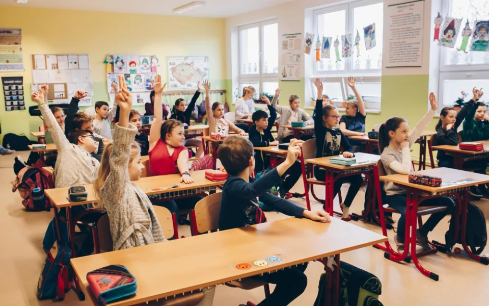 Ředitelské volno před prázdninami vyhlásí některé základní školy v Praze