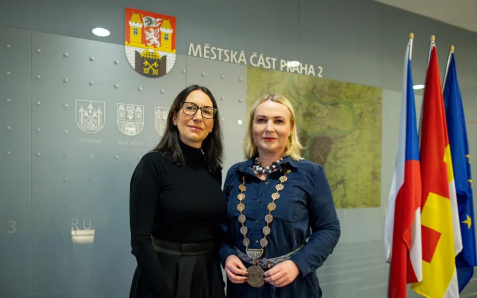 Ministryně obrany Jana Černochová odešla z funkce starostky Prahy 2.