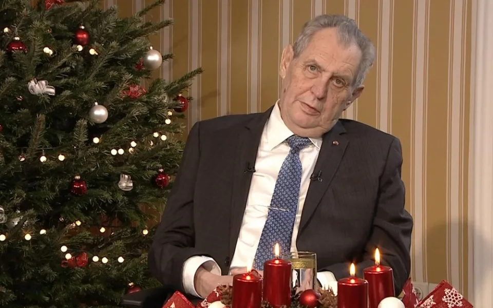 Zeman v projevu podpořil povinné očkování, kritizoval ekologii a chválil bývalou vládu