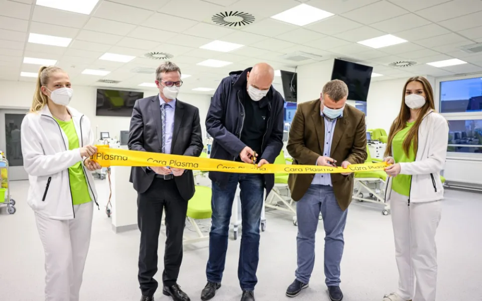 V Kolíně mají od ledna možnost darovat krevní plazmu v novém odběrovém centru. Příkladem půjdou prvoligoví basketbalisté