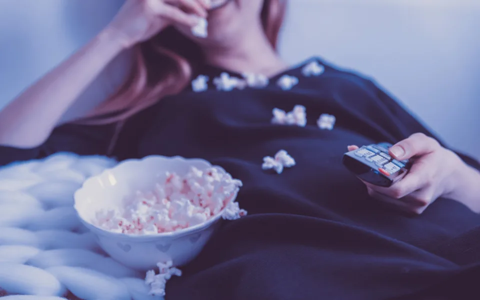 Podívejte se na první snímky Menzela, Třeštíkové či Kachyni. FAMU zveřejnila filmy svých žáků