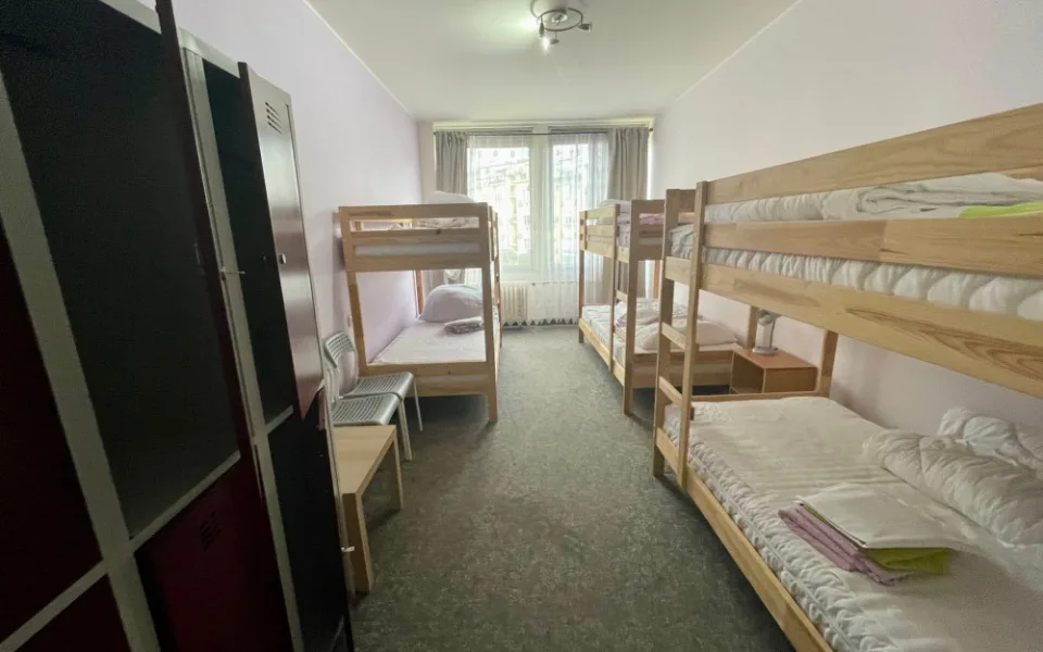 Pražské městské části ubytují ukrajinské uprchlíky, první už přijíždějí.