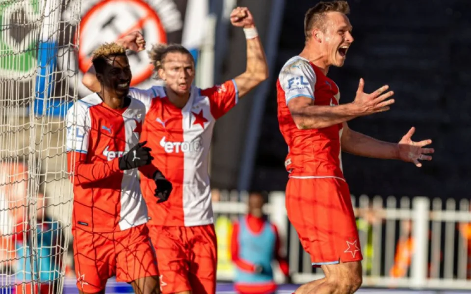 Slavia v Jablonci zvítězila 2:1, zůstává na prvním místě
