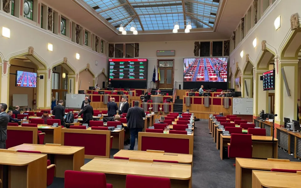 Zbytečné diskuze i osobní výpady. Zastupitelům trvalo přes tři hodiny schválit program jednání
