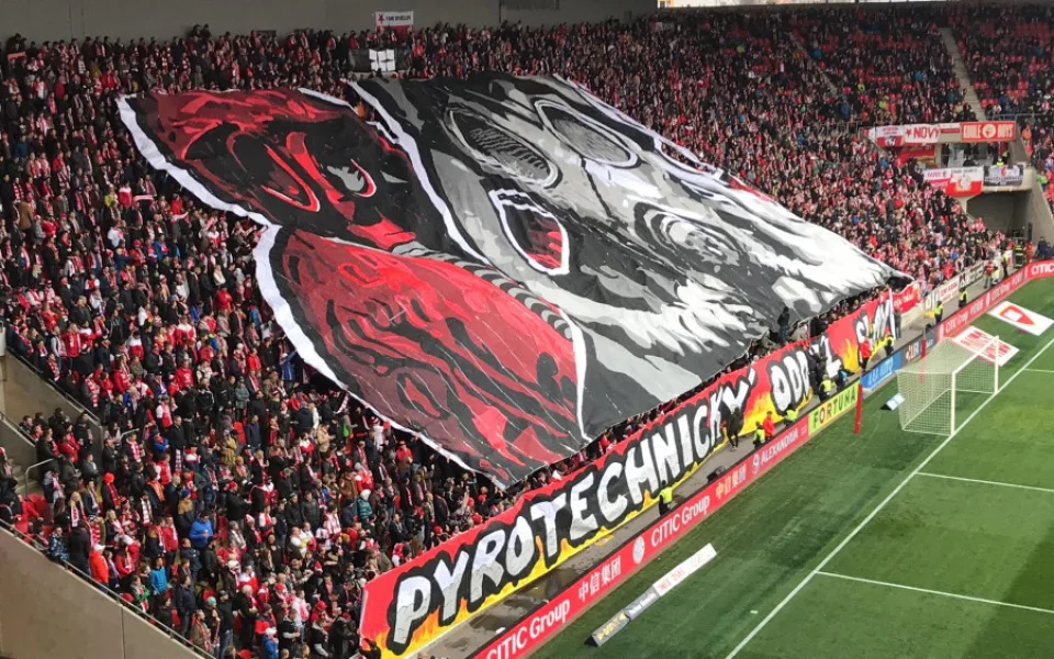 Fotbalové derby pražských S, které se bude hrát za týden, je vyprodané