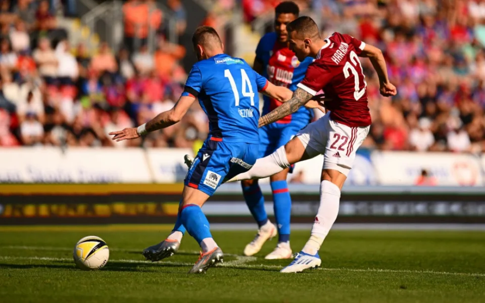 Sparta ztratila šanci na titul. Plzeň ji porazila 3:0
