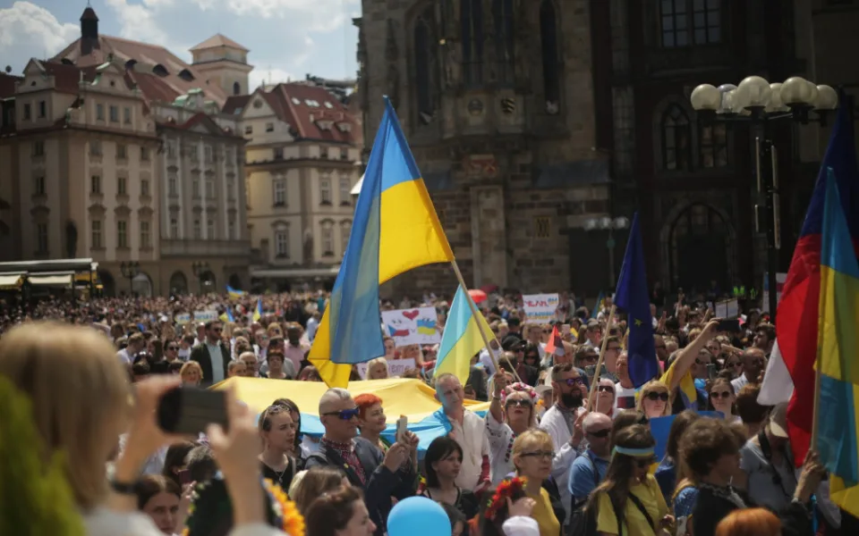 Děkujeme, Česká republiko! Prahou prošel průvod Ukrajinců
