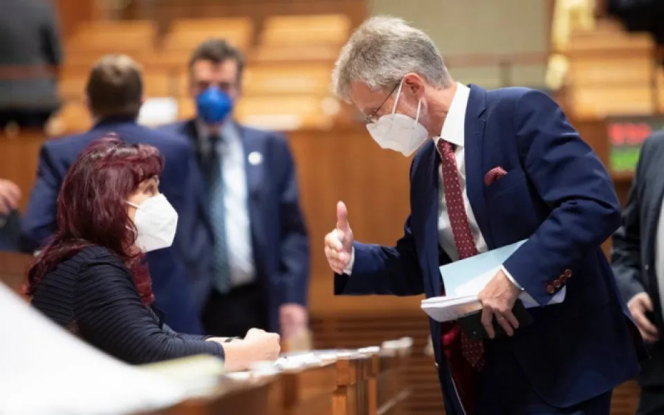 Senát zvažuje přísnější pravidla pro uprchlíky z Ukrajiny. Hlasovat se bude příští týden