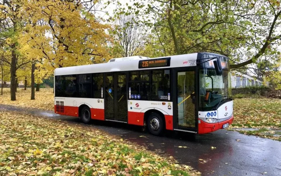Pražská integrovaná doprava bude jezdit po celém Středočeském kraji. Zaveze i na Orlík