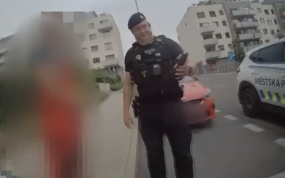 Alkohol chlapec v dechu neměl.