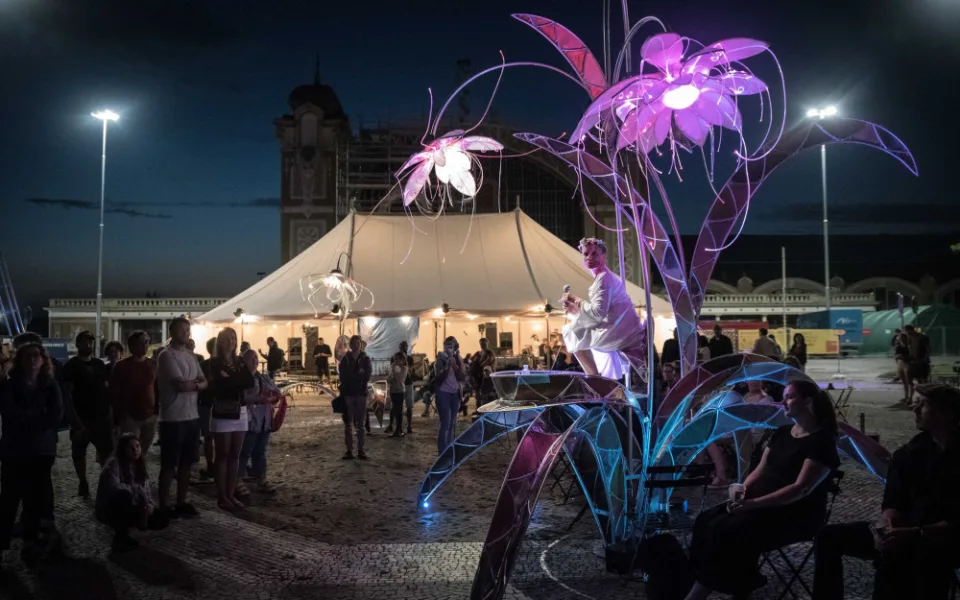 Festival Za dveřmi