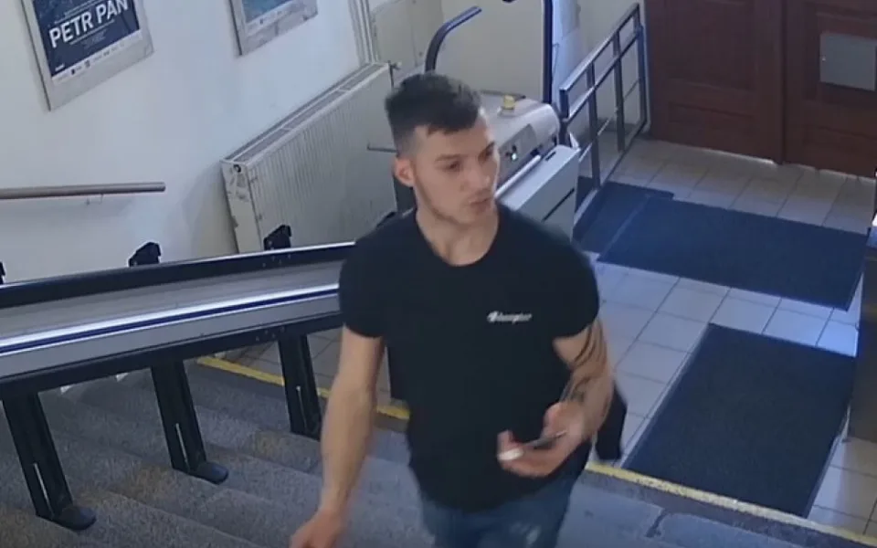 Mladík navštívil pražskou konzervatoř. Nedychtil po vzdělání, ale po lupu