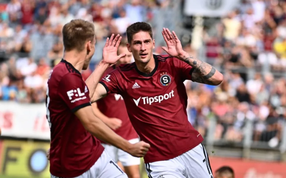 Pražská Sparta získala první ligové body. V Českých Budějovicích vyhrála 2:0