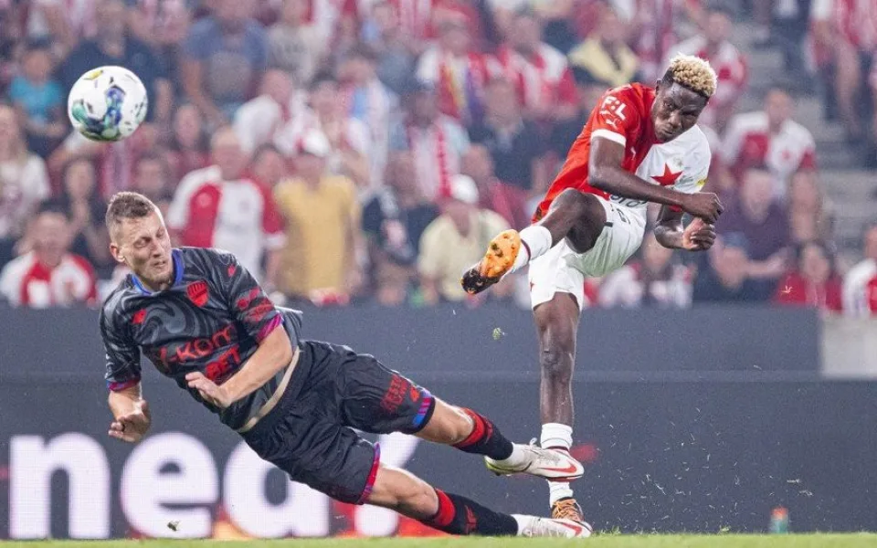 Slavia postoupila do základní skupiny Konferenční ligy.