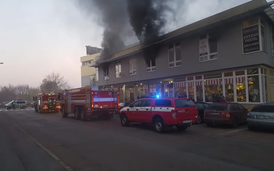 Nákupní středisko je v centru města.