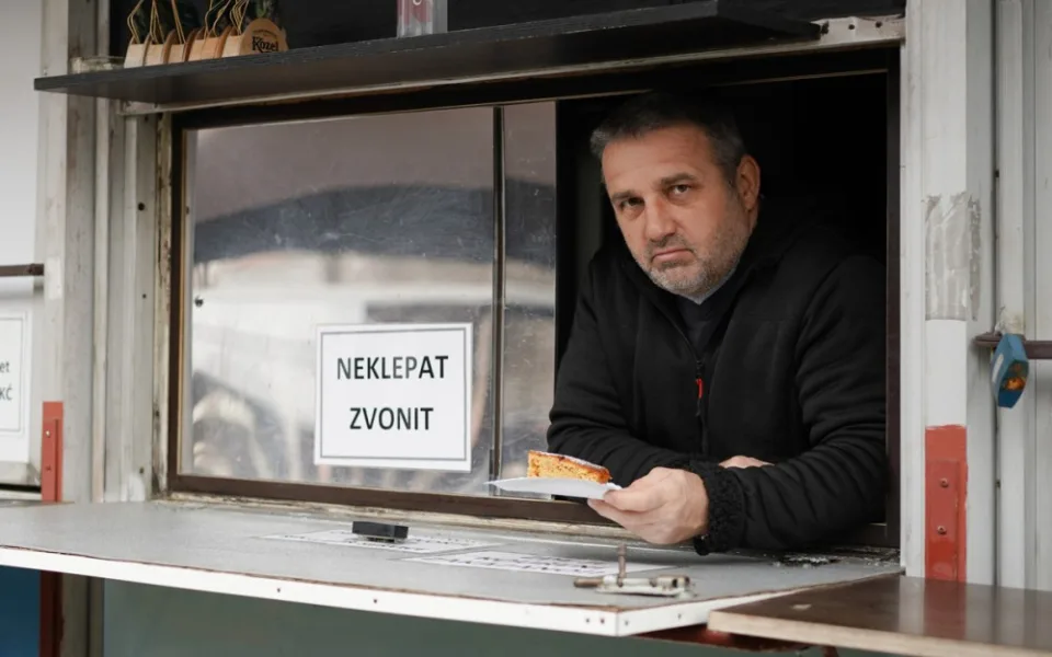 (NE)OBYČEJNÍ: Milánek obsluhuje zásadně bez úsměvu. Nenávidím oslovení „šéfíku“