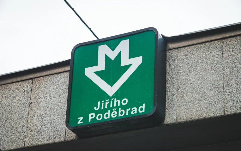Stanice metra Jiřího z Poděbrad se kvůli opravám zavře v půlce ledna
