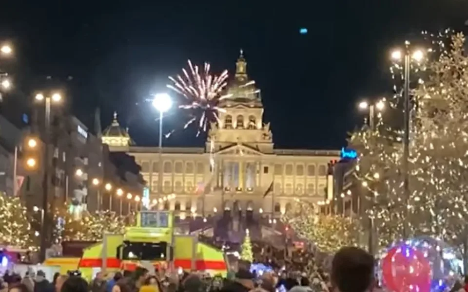 ODS Prahy 1 vnímá pyrotechnickou vyhlášku jako neefektivní. Její kontrola je podle policie složitá
