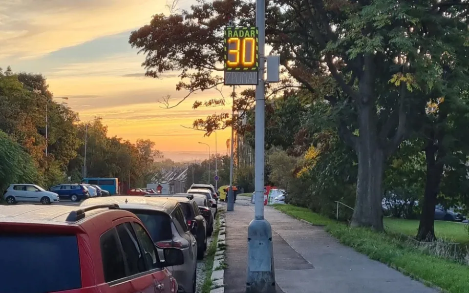 Radar v ulici Na Balkáně.
