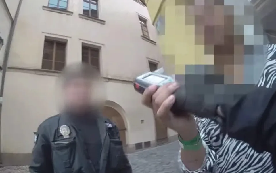 Muži naměřili přes tři promile.