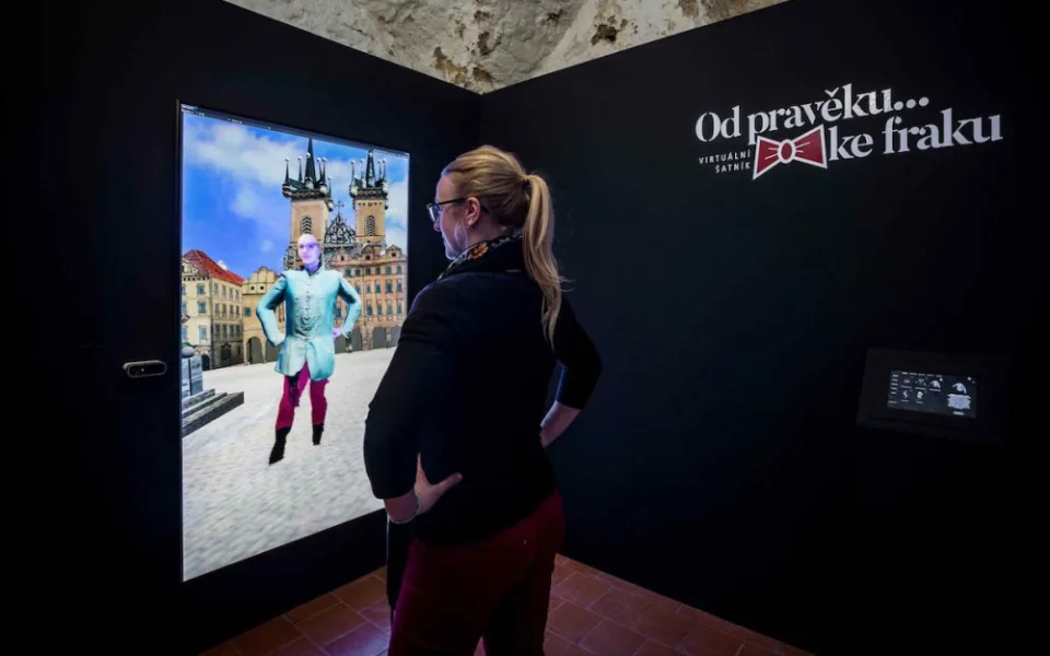 Pět modelů si lidé mohou virtuálně vyzkoušet.