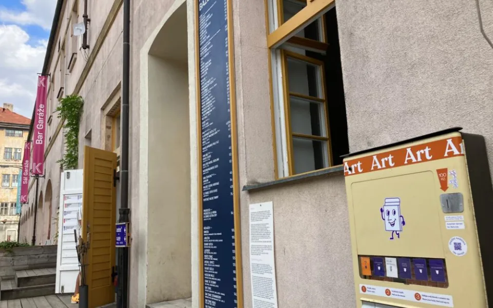 Artmat v Kasárnách Karlín