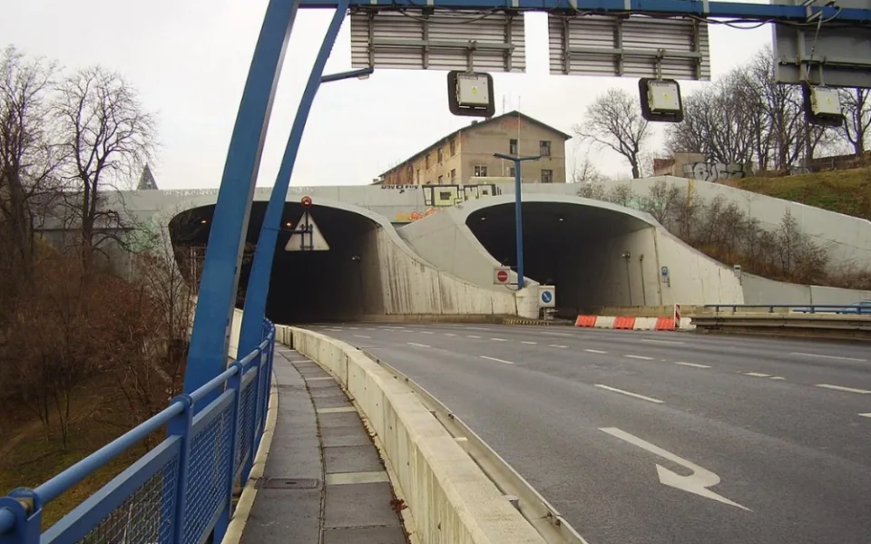 Po opravách Barrandovského mostu začne kompletní rekonstrukce Strahovského tunelu