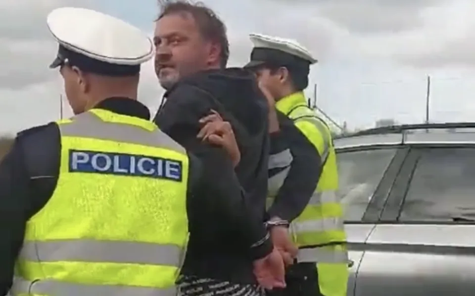 Zítka zadrželi ústečtí policisté.