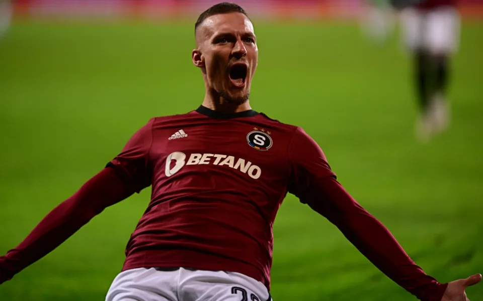 Sparta doma porazila Betis. Slavia vybojovala vítězství v Tiraspolu