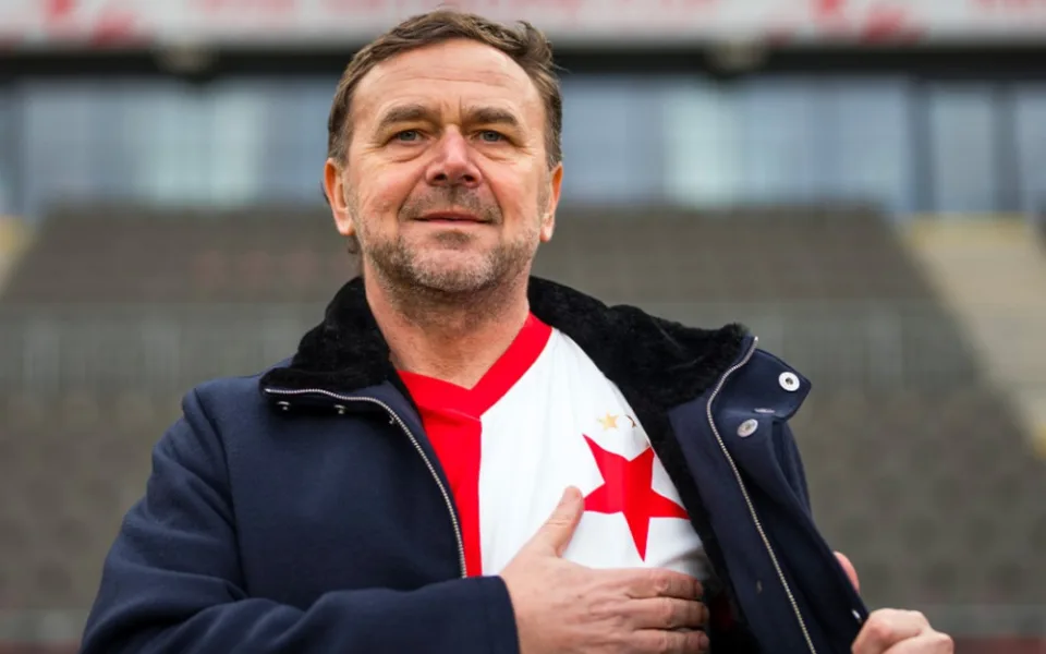 Zůstanu majitelem Slavie a věřím, že ani moje děti ji nikdy neprodají, říká nový vlastník klubu Tykač