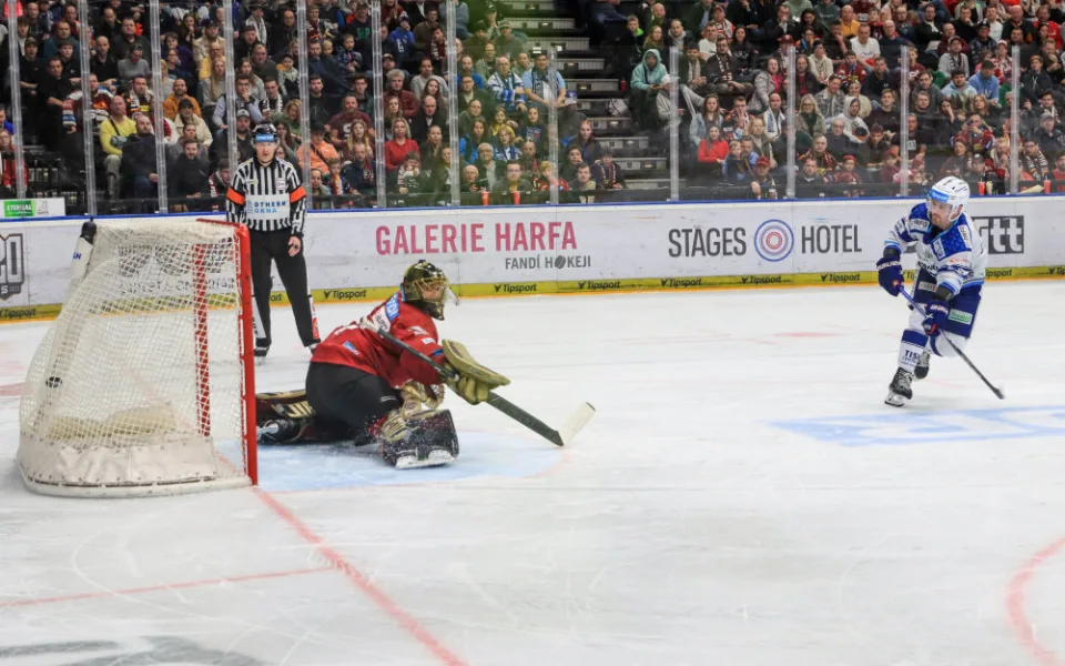 Hokejisté Sparty podlehli Brnu 4:5 po nájezdech a prohráli po sérii šesti