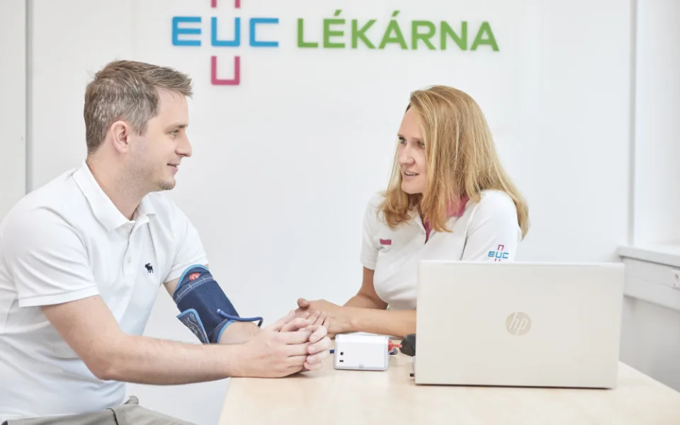 Lékárník není prodavač barevných krabiček, ale zdravotnický odborník, říká Ondřej Šimandl z EUC Lékáren
