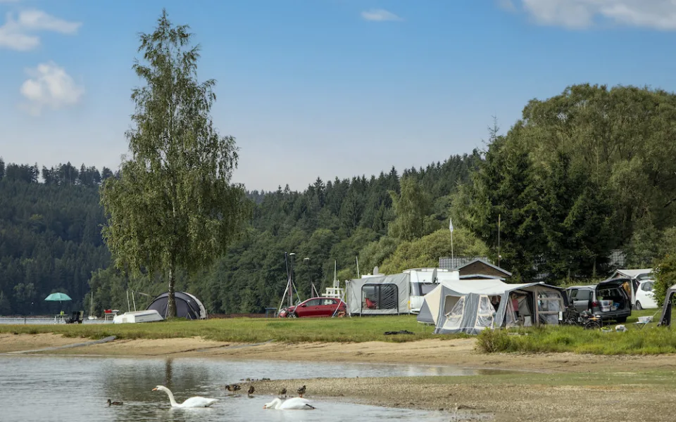 Užijte si kempování v srdci Lipna nad Vltavou