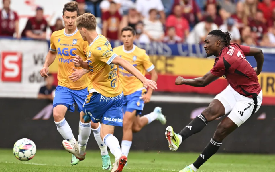 Sparta v Teplicích zvládla třetí západ sezony a vyhrála 4:1