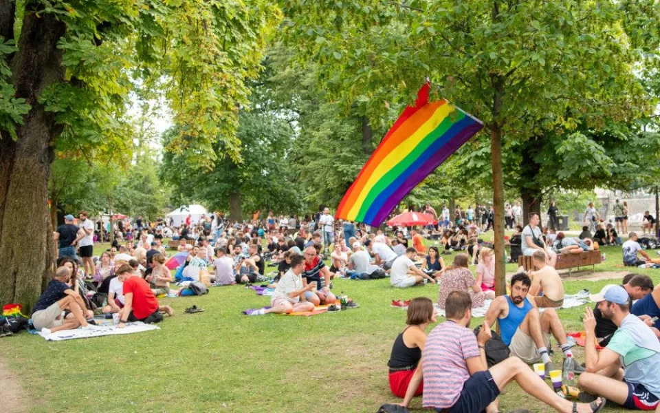 Prague Pride a jeho festivalová místa: Kde všude narazíte na duhový program