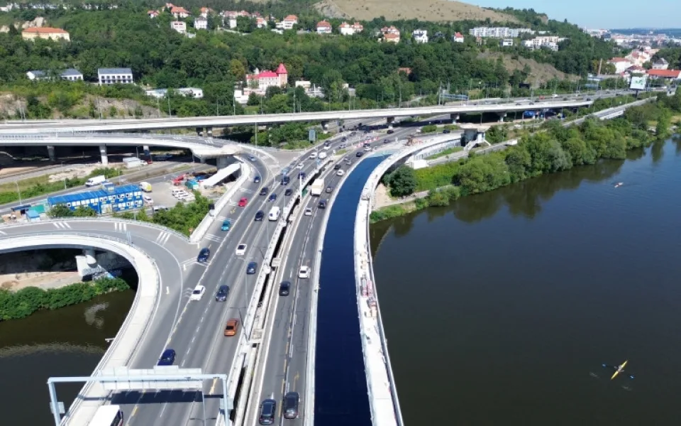 Po víkendu začne poslední etapa oprav Barrandovského mostu