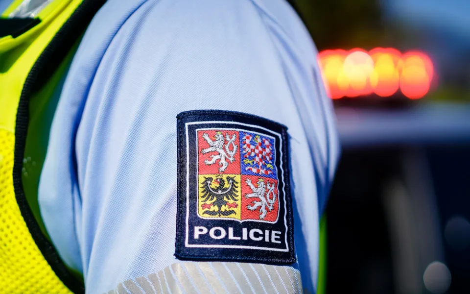Policisté a hasiči si od července polepší o 3000 korun