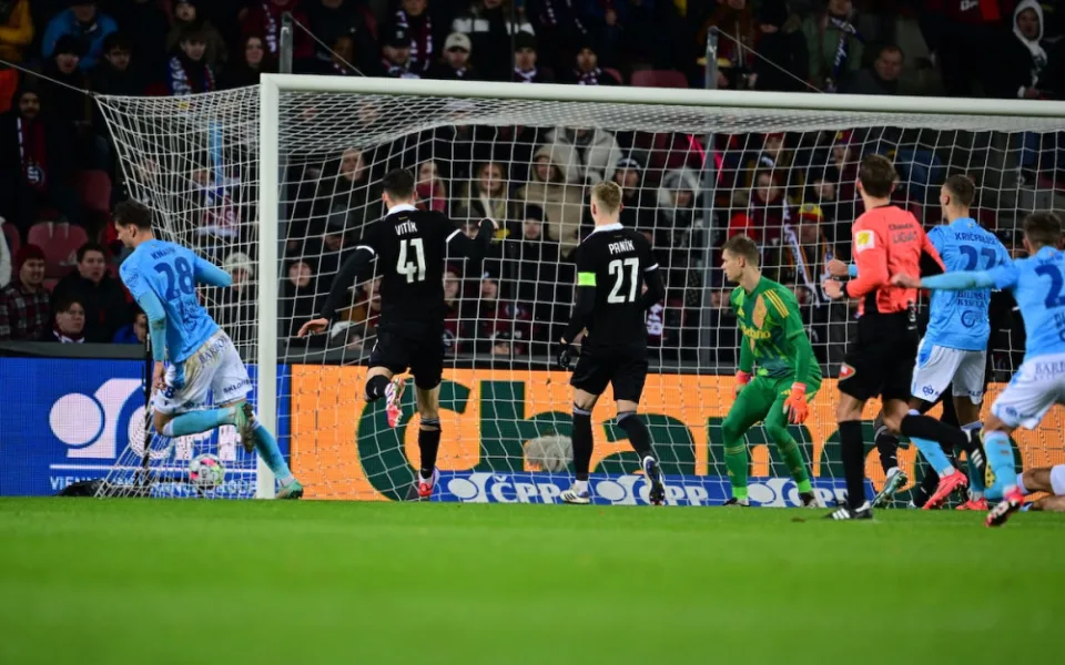 Fotbalisté Sparty remizovali s Teplicemi