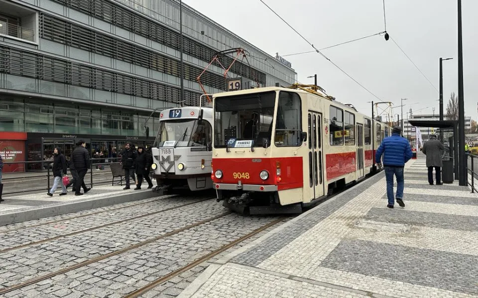 Prodloužená tramvajová trať na Pankrác je oficiálně otevřena