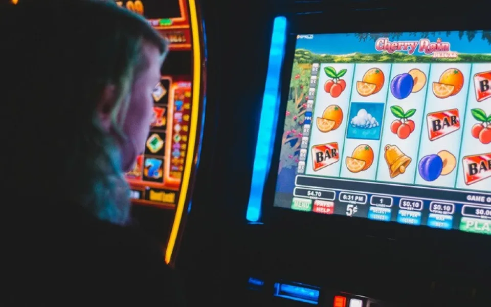 Jak získat první výhry online? Využijte free spiny za registraci
