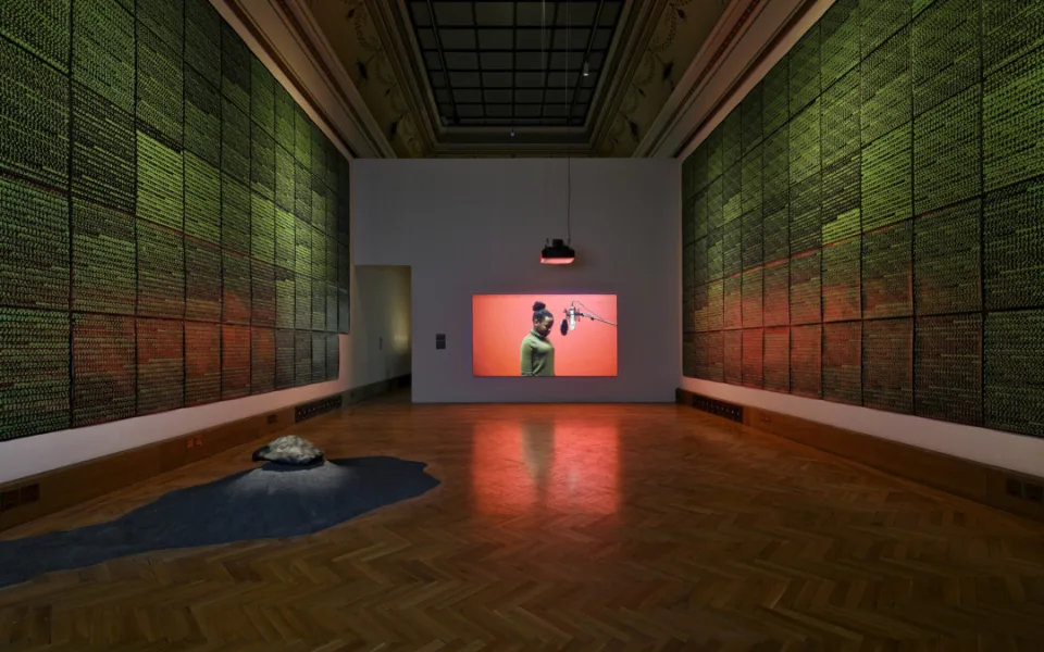 Poetics of Encryption, pohled do instalace, Galerie Rudolfinum