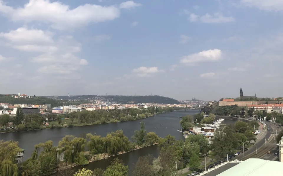Praha bude mít heliport plovoucí na Vltavě, hotov má být příští rok