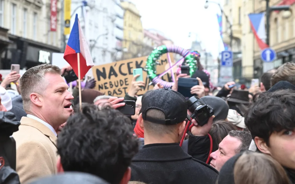 FOTO,VIDEO: 17. listopad na Národní třídě. Největší pískot sklidili Babiš a Turek